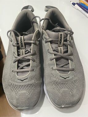 Hoka One One Women's Light Gray Athletic Running Shoes